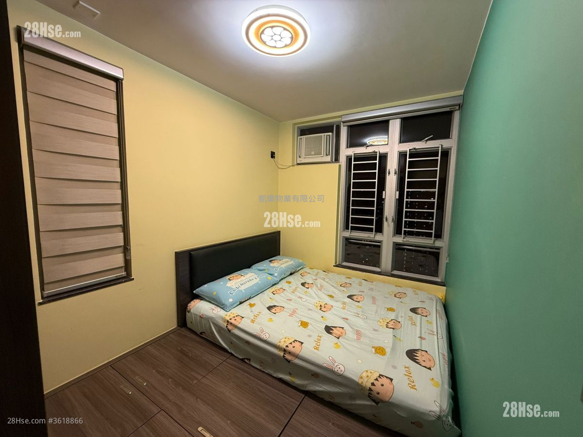 Choi Hing Court Sell 2 Bedrooms , 1 Bathroom 443 ft² Choi Hing Court Sell 2 Bedrooms , 1 Bathroom 443 ft²