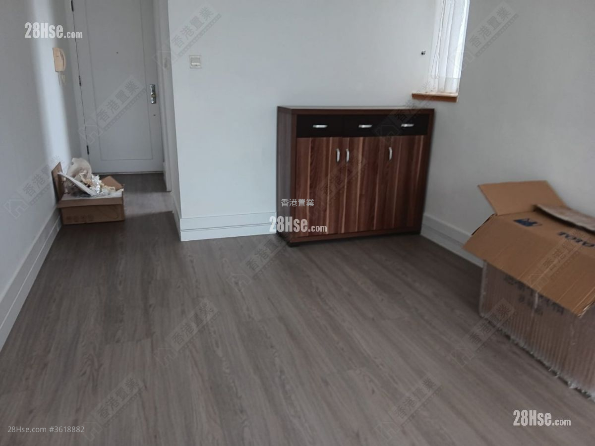 The Orchards Sell 2 Bedrooms , 1 Bathroom 616 ft² The Orchards Sell 2 Bedrooms , 1 Bathroom 616 ft²