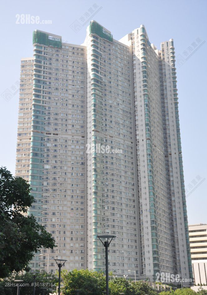 Les Saisons Sell 3 Bedrooms , 3 Bathrooms 868 ft² Les Saisons Sell 3 Bedrooms , 3 Bathrooms 868 ft²