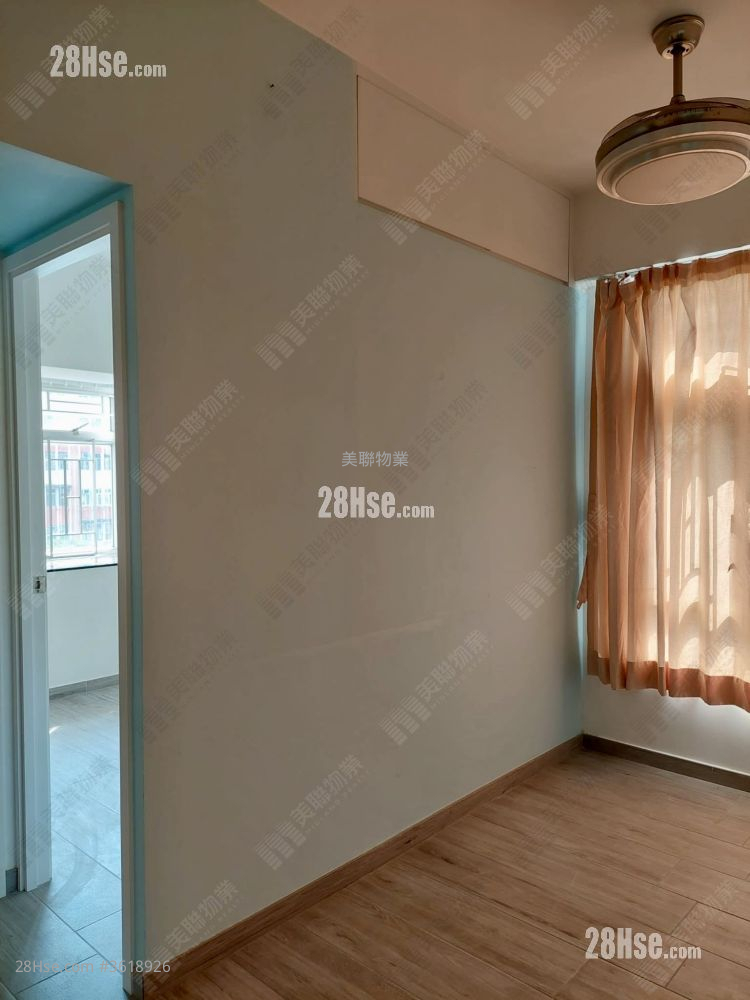 Tsuen Cheong Centre Rental 2 Bedrooms 368 ft² Tsuen Cheong Centre Rental 2 Bedrooms 368 ft²