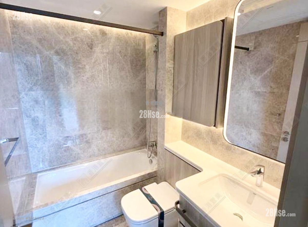 The Southside Rental 3 Bedrooms , 3 Bathrooms 915 ft² The Southside Rental 3 Bedrooms , 3 Bathrooms 915 ft²