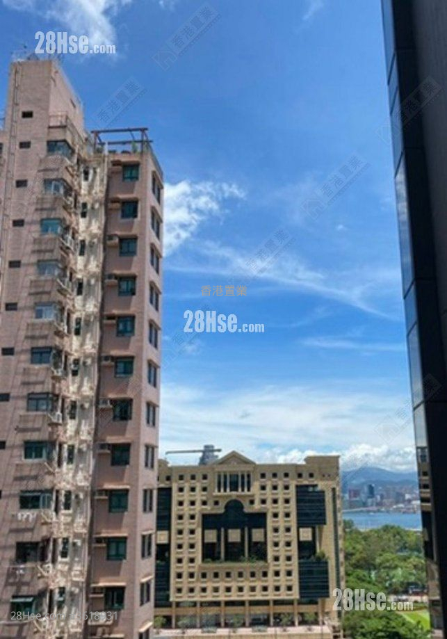 Jones Hive Sell 2 Bedrooms , 1 Bathroom 439 ft² Jones Hive Sell 2 Bedrooms , 1 Bathroom 439 ft²