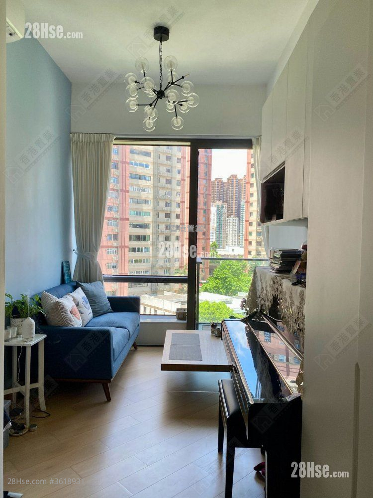 Jones Hive Sell 2 Bedrooms , 1 Bathroom 439 ft² Jones Hive Sell 2 Bedrooms , 1 Bathroom 439 ft²