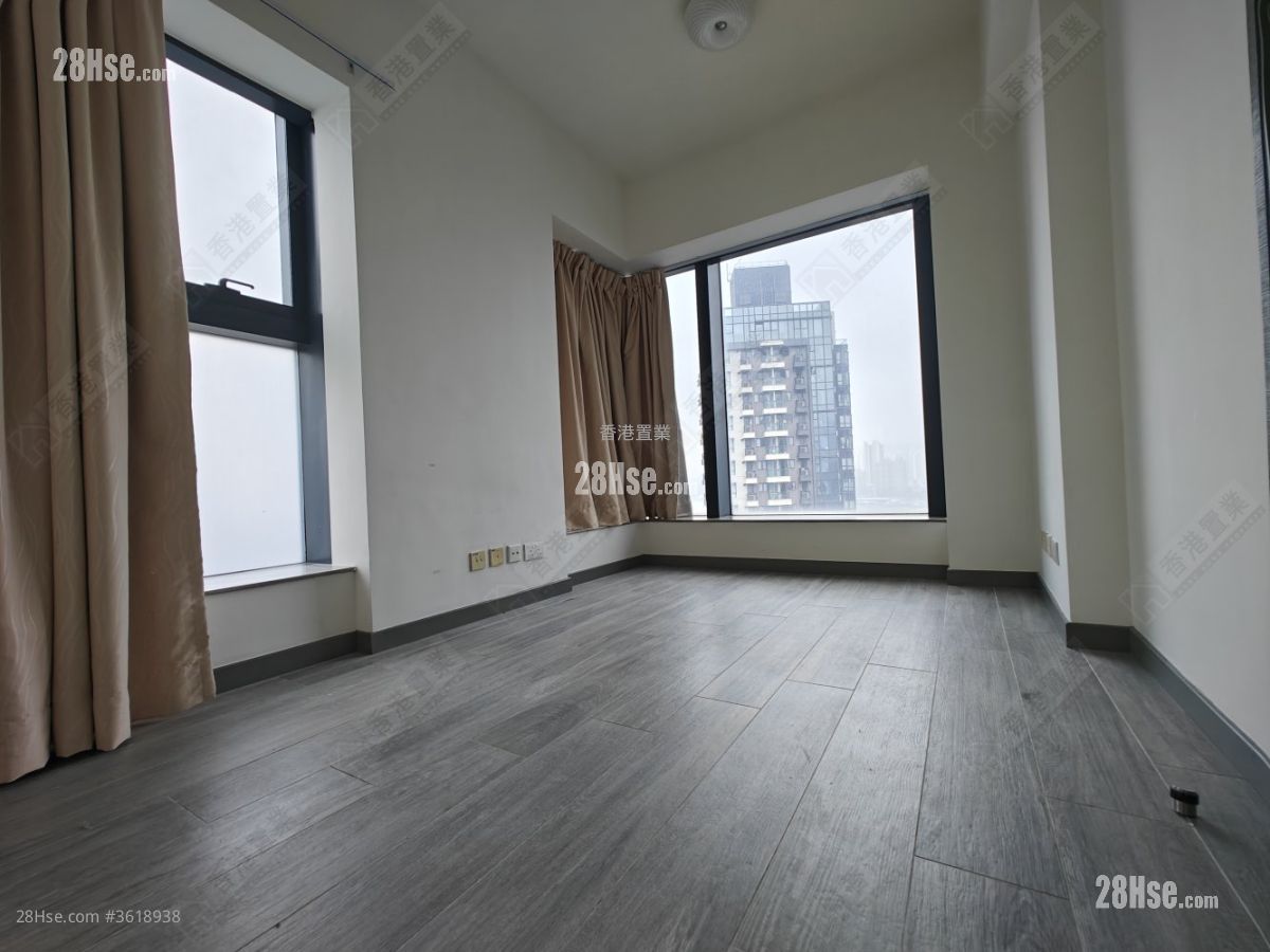 Le Riviera Sell 1 Bedroom , 1 Bathroom 434 ft² Le Riviera Sell 1 Bedroom , 1 Bathroom 434 ft²