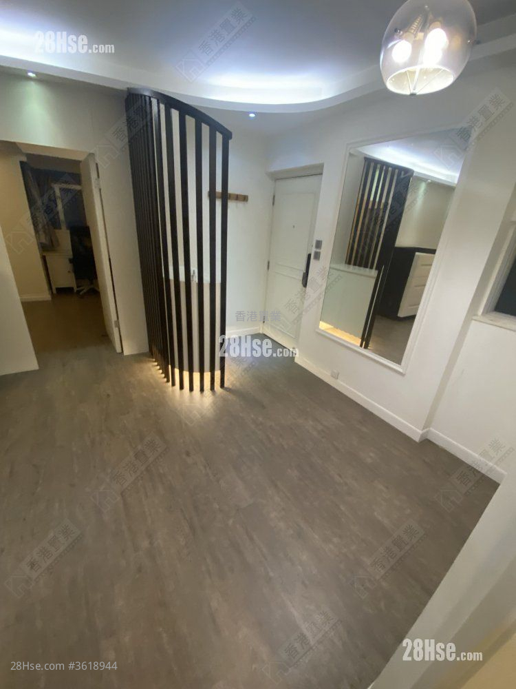 Bonham Crest Sell 1 Bedroom 555 ft² Bonham Crest Sell 1 Bedroom 555 ft²