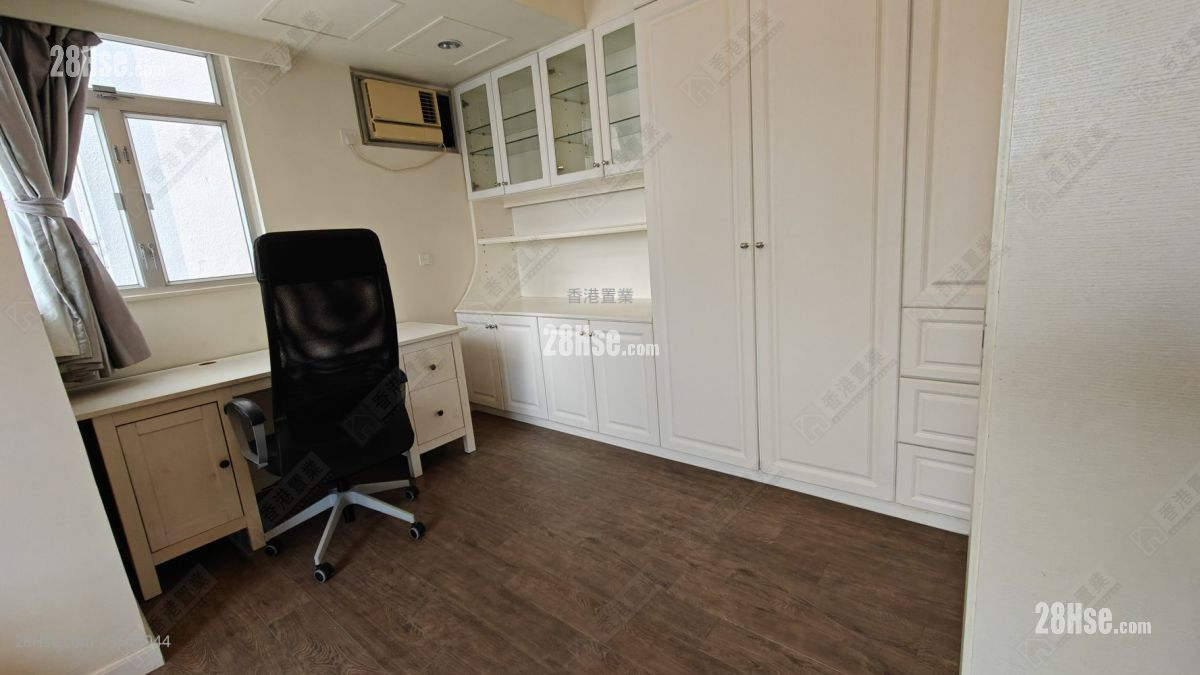 Bonham Crest Sell 1 Bedroom 555 ft² Bonham Crest Sell 1 Bedroom 555 ft²