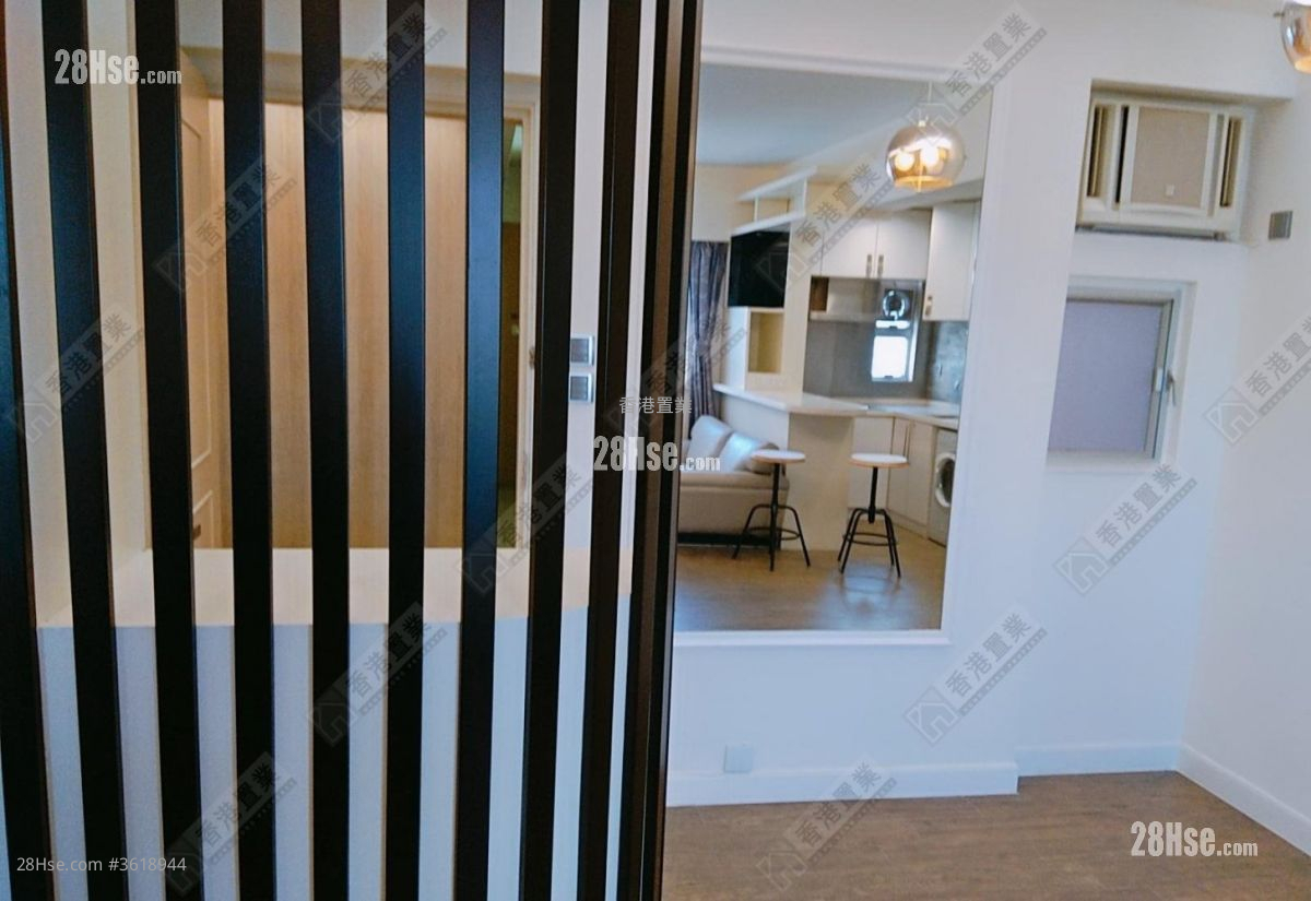 Bonham Crest Sell 1 Bedroom 555 ft² Bonham Crest Sell 1 Bedroom 555 ft²