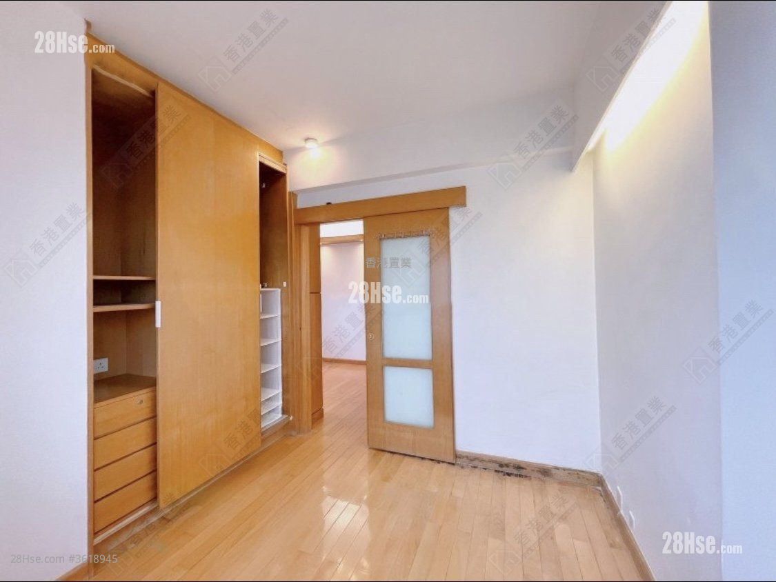 Connaught Garden Rental 2 Bedrooms , 1 Bathroom 340 ft² Connaught Garden Rental 2 Bedrooms , 1 Bathroom 340 ft²