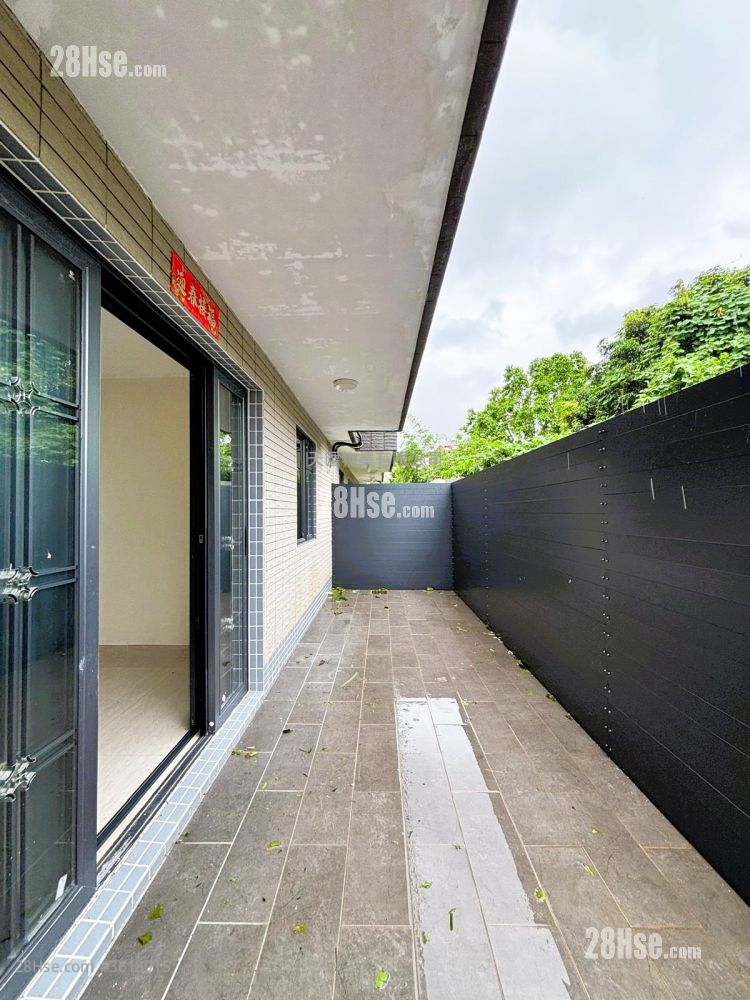 Village Rental 3 Bedrooms , 2 Bathrooms 700 ft² Village Rental 3 Bedrooms , 2 Bathrooms 700 ft²