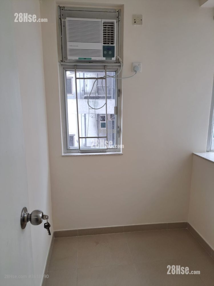 Po Fuk Building Rental 2 Bedrooms , 1 Bathroom 266 ft² Po Fuk Building Rental 2 Bedrooms , 1 Bathroom 266 ft²