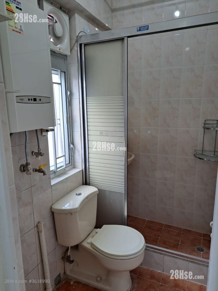 Po Fuk Building Rental 2 Bedrooms , 1 Bathroom 266 ft² Po Fuk Building Rental 2 Bedrooms , 1 Bathroom 266 ft²