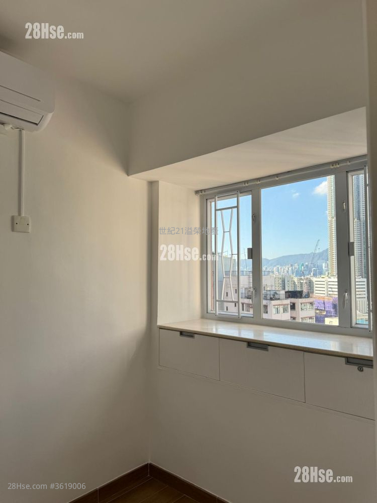 Fortune Mansion Rental 2 Bedrooms , 1 Bathroom 352 ft² Fortune Mansion Rental 2 Bedrooms , 1 Bathroom 352 ft²