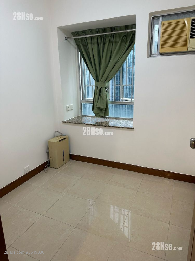 Westlands Court Rental 2 Bedrooms , 1 Bathroom 390 ft² Westlands Court Rental 2 Bedrooms , 1 Bathroom 390 ft²
