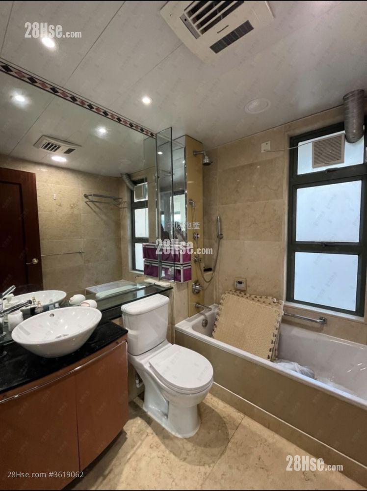 Sky Horizon Sell 3 Bedrooms , 3 Bathrooms 935 ft² Sky Horizon Sell 3 Bedrooms , 3 Bathrooms 935 ft²