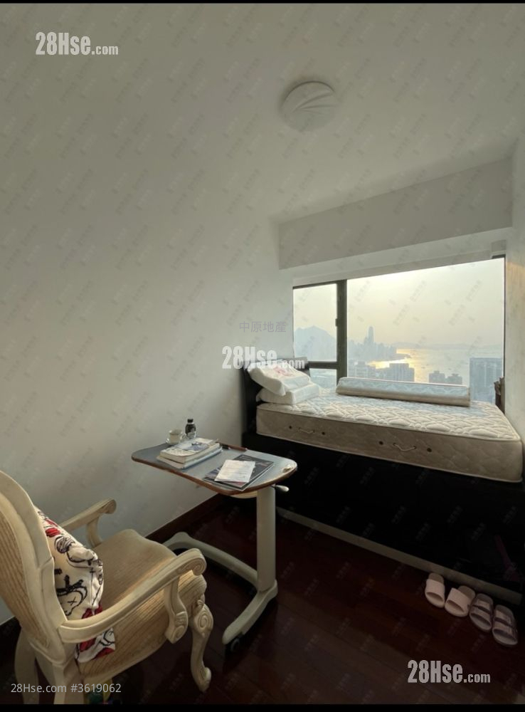 Sky Horizon Sell 3 Bedrooms , 3 Bathrooms 935 ft² Sky Horizon Sell 3 Bedrooms , 3 Bathrooms 935 ft²