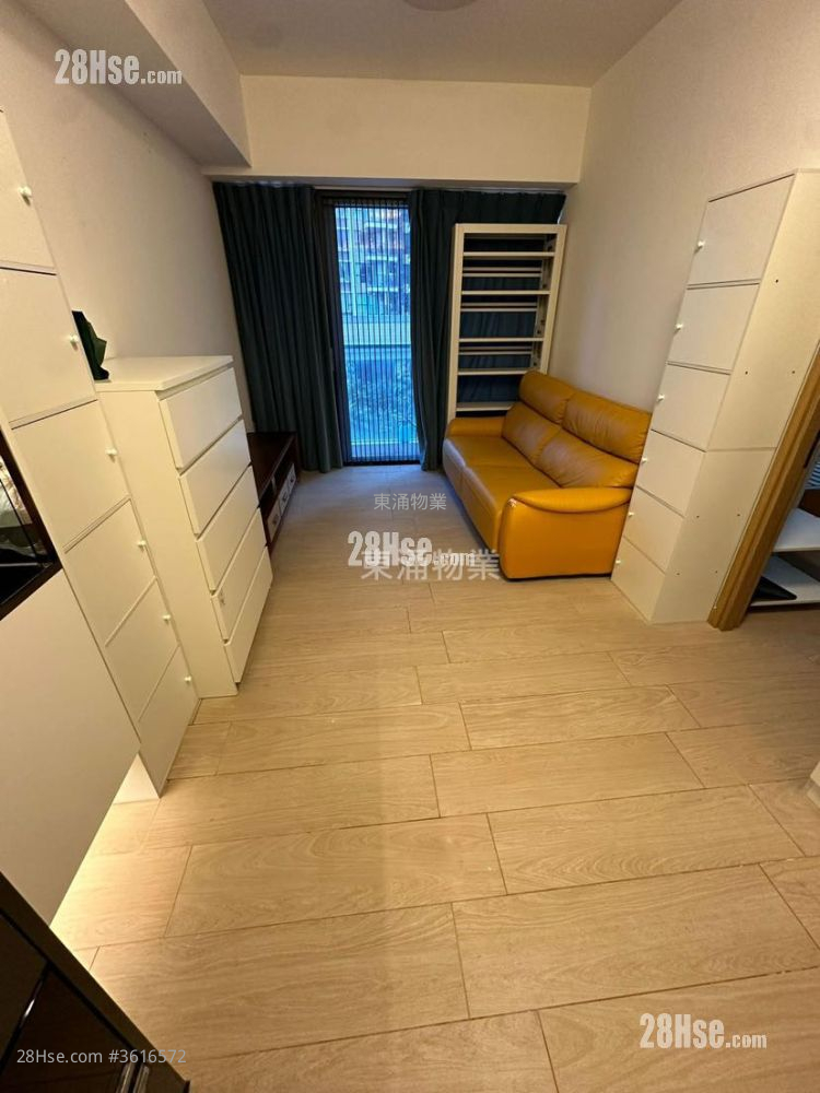 Century Link Sell 1 Bedroom , 1 Bathroom 379 ft²