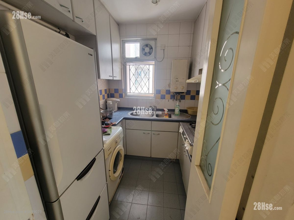 Tin Chung Court Sell 2 Bedrooms 506 ft² Tin Chung Court Sell 2 Bedrooms 506 ft²