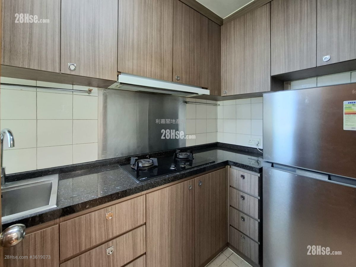 Seaview Crescent Rental 2 Bedrooms , 1 Bathroom 506 ft² Seaview Crescent Rental 2 Bedrooms , 1 Bathroom 506 ft²