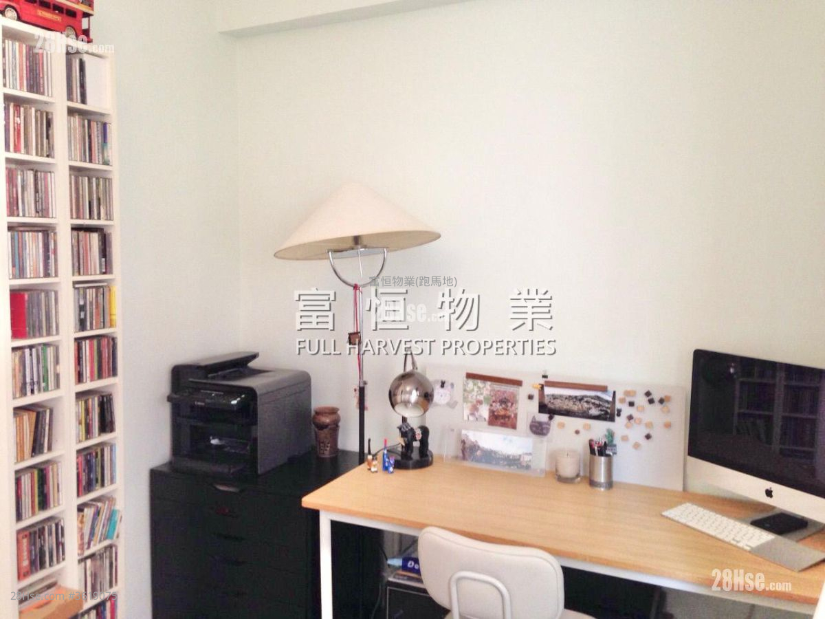 King's Court Rental 2 Bedrooms , 1 Bathroom 445 ft² King's Court Rental 2 Bedrooms , 1 Bathroom 445 ft²