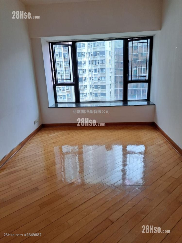 Le Sommet Sell 2 Bedrooms 580 ft² Le Sommet Sell 2 Bedrooms 580 ft²