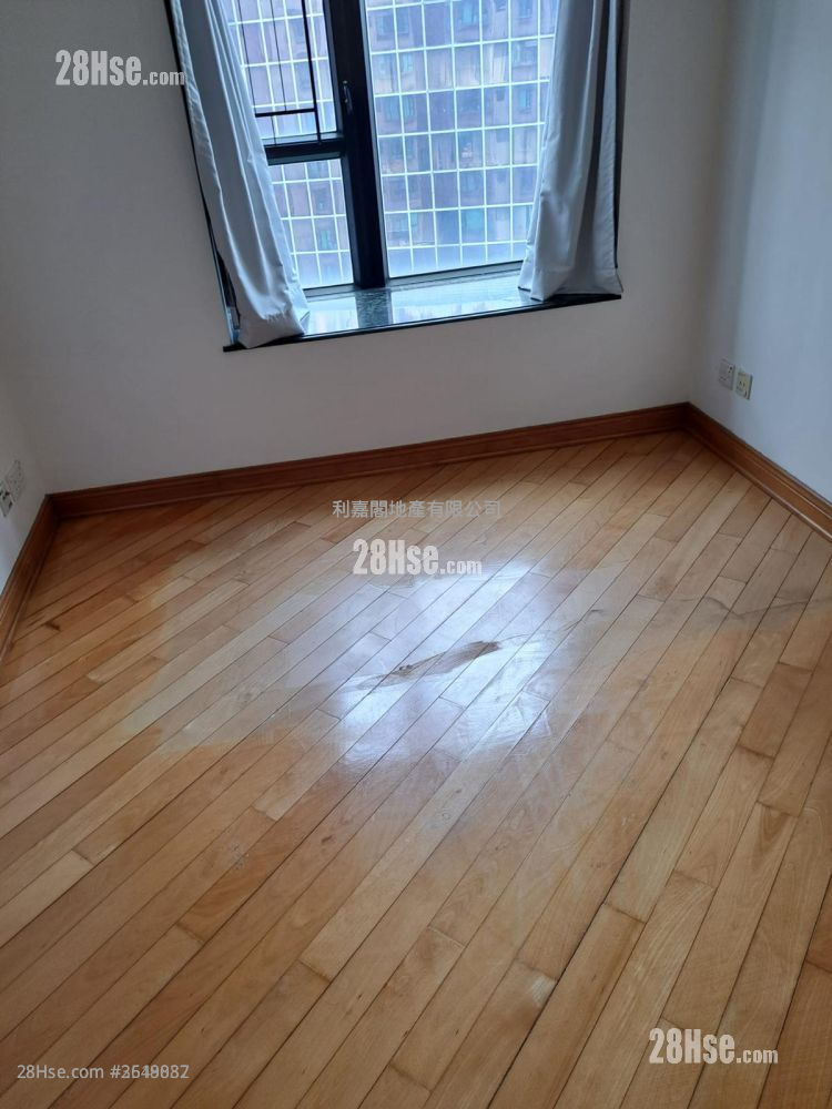 Le Sommet Sell 2 Bedrooms 580 ft² Le Sommet Sell 2 Bedrooms 580 ft²