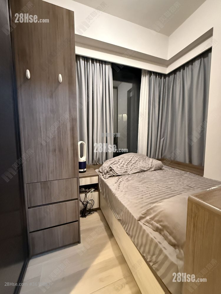 The Quinn Square Mile Sell 1 Bedroom 264 ft² The Quinn Square Mile Sell 1 Bedroom 264 ft²