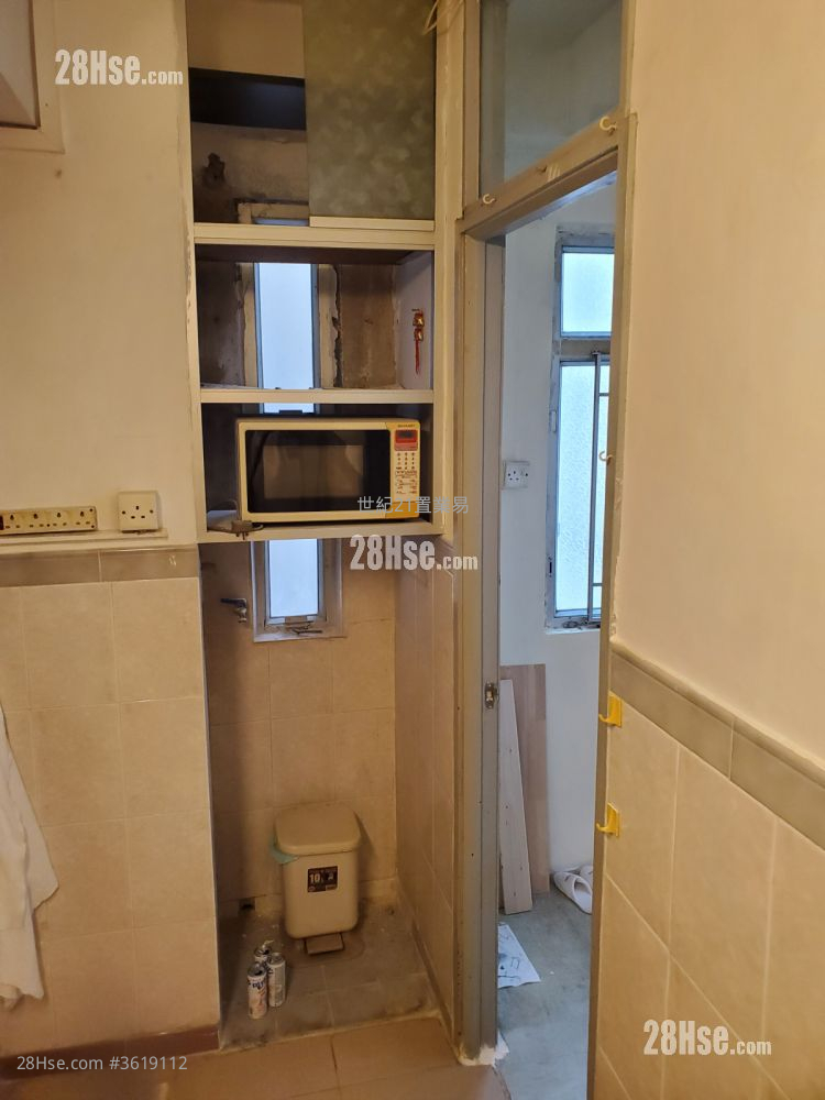 United Building Rental 2 Bedrooms , 1 Bathroom 287 ft² United Building Rental 2 Bedrooms , 1 Bathroom 287 ft²