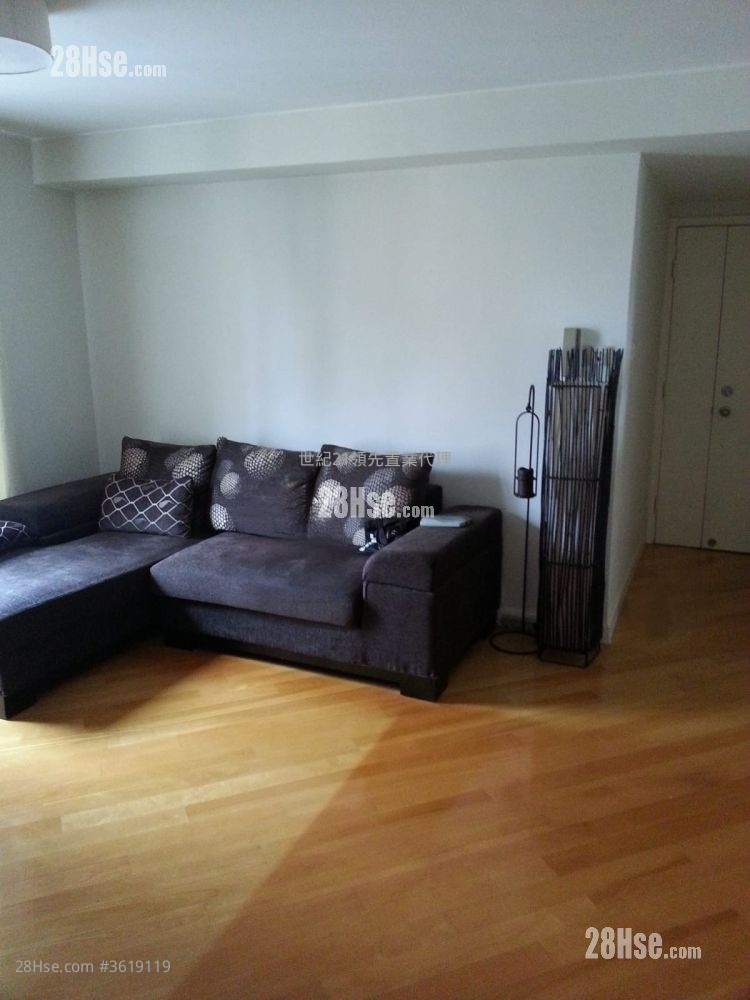 康麗花園 售盤 3 房 , 2 浴室 732 平方呎 康麗花園 售盤 3 房 , 2 浴室 732 平方呎