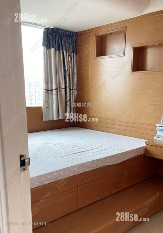 Hampton Place Sell 2 Bedrooms 451 ft² Hampton Place Sell 2 Bedrooms 451 ft²