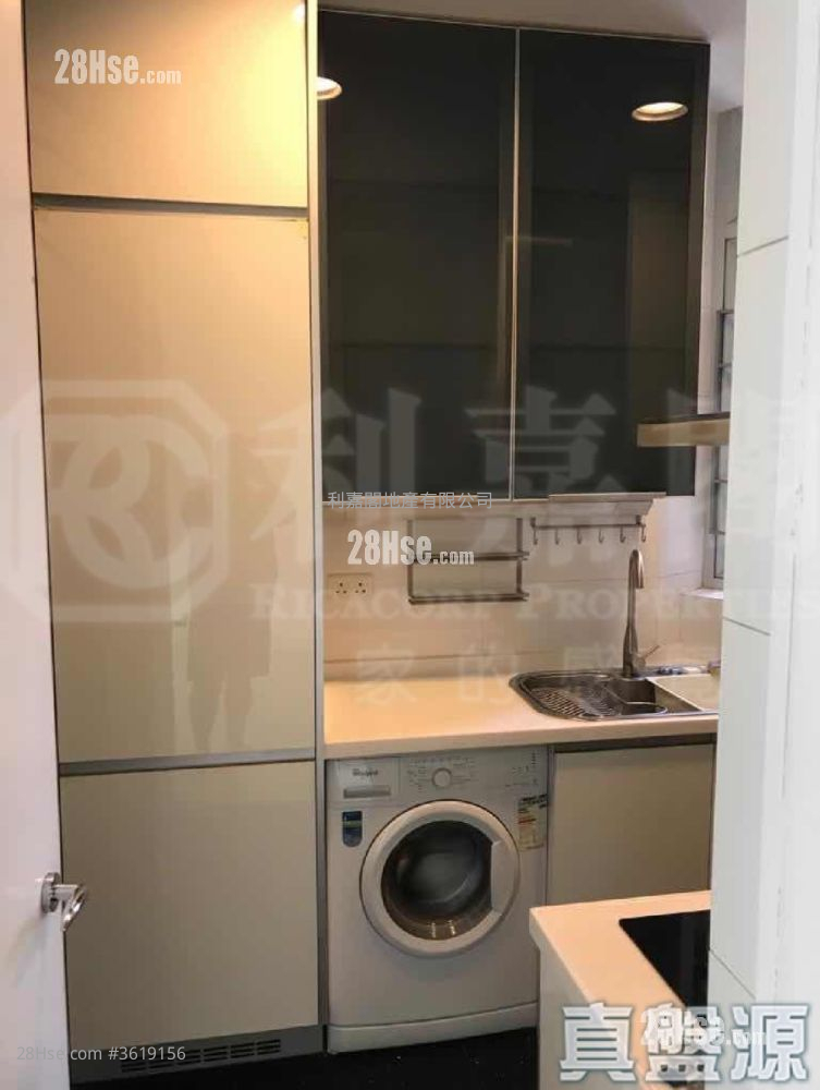 Casa 880 Sell 3 Bedrooms 792 ft² Casa 880 Sell 3 Bedrooms 792 ft²