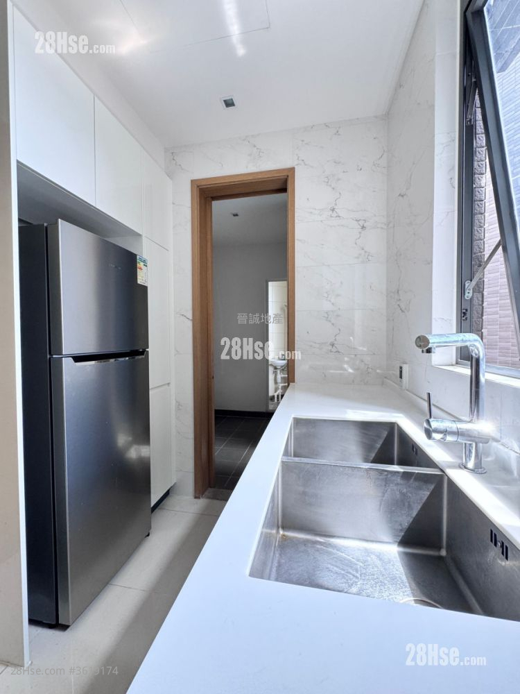 The Bloomsway Sell 4 Bedrooms , 3 Bathrooms 976 ft² The Bloomsway Sell 4 Bedrooms , 3 Bathrooms 976 ft²
