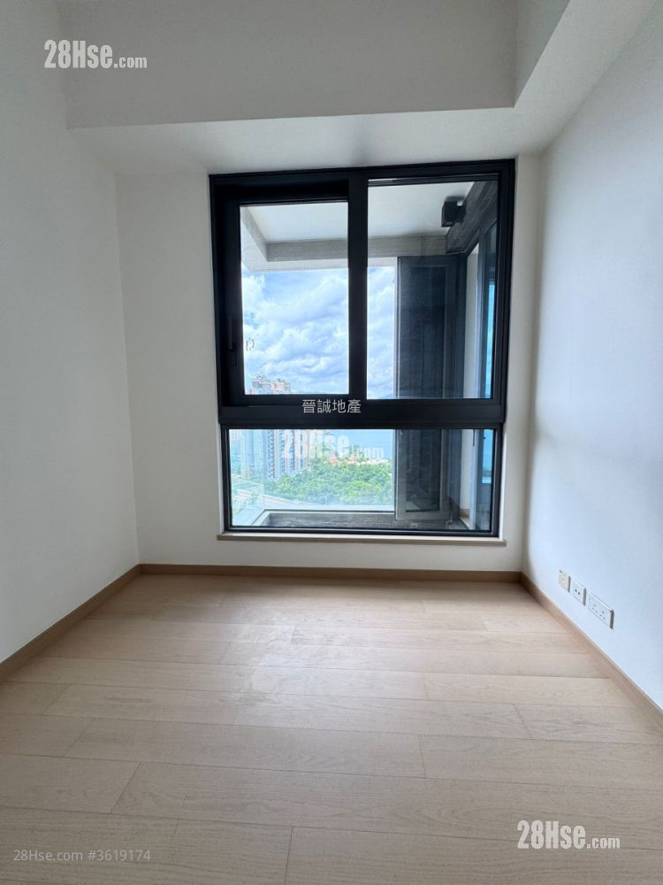 The Bloomsway Sell 4 Bedrooms , 3 Bathrooms 976 ft² The Bloomsway Sell 4 Bedrooms , 3 Bathrooms 976 ft²