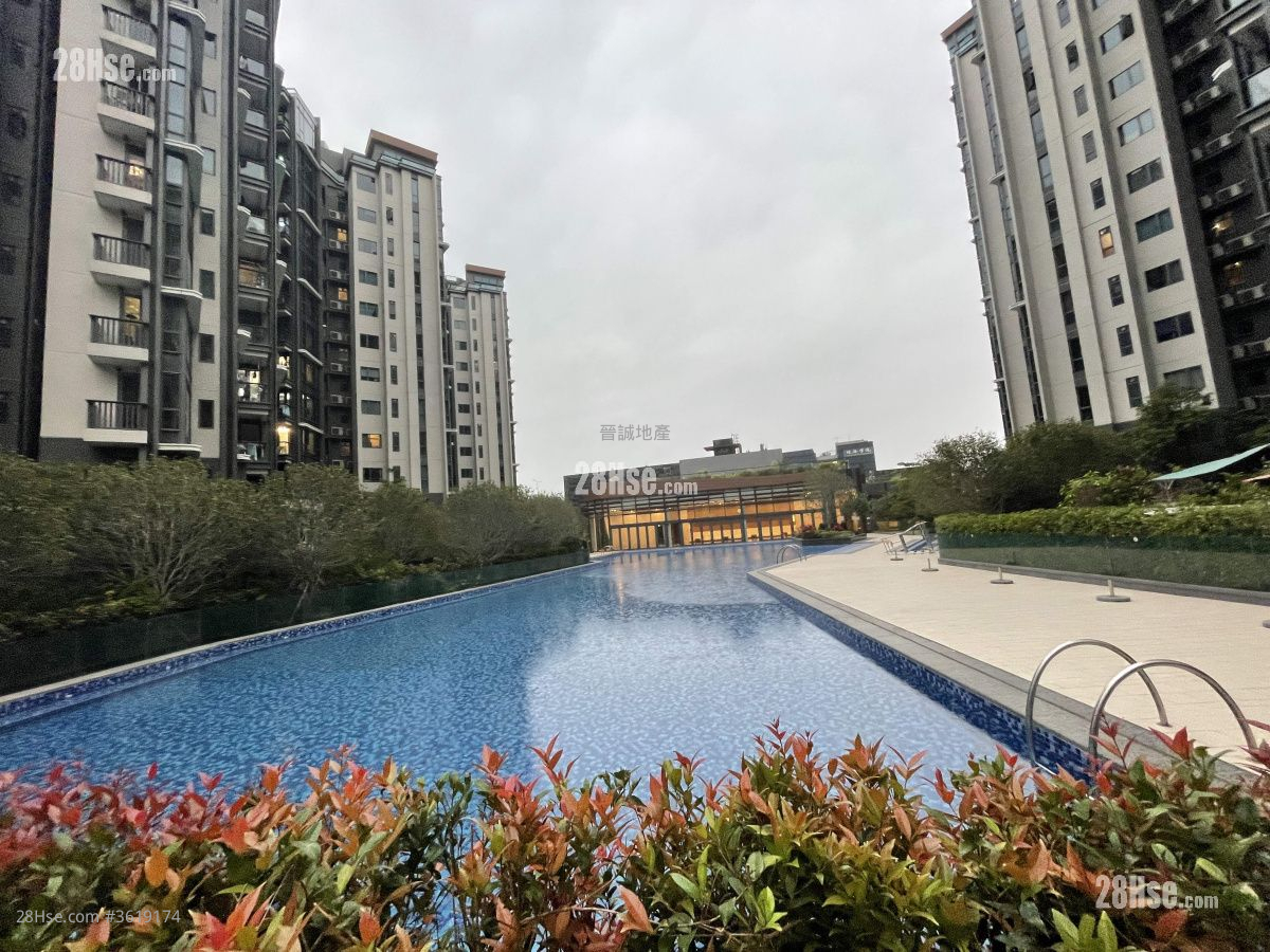 The Bloomsway Sell 4 Bedrooms , 3 Bathrooms 976 ft² The Bloomsway Sell 4 Bedrooms , 3 Bathrooms 976 ft²