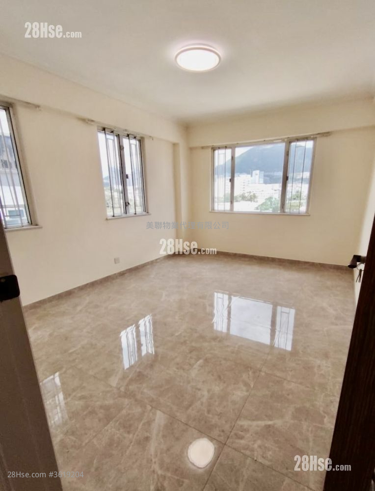 Spring Heights Rental 2 Bedrooms , 2 Bathrooms 762 ft² Spring Heights Rental 2 Bedrooms , 2 Bathrooms 762 ft²