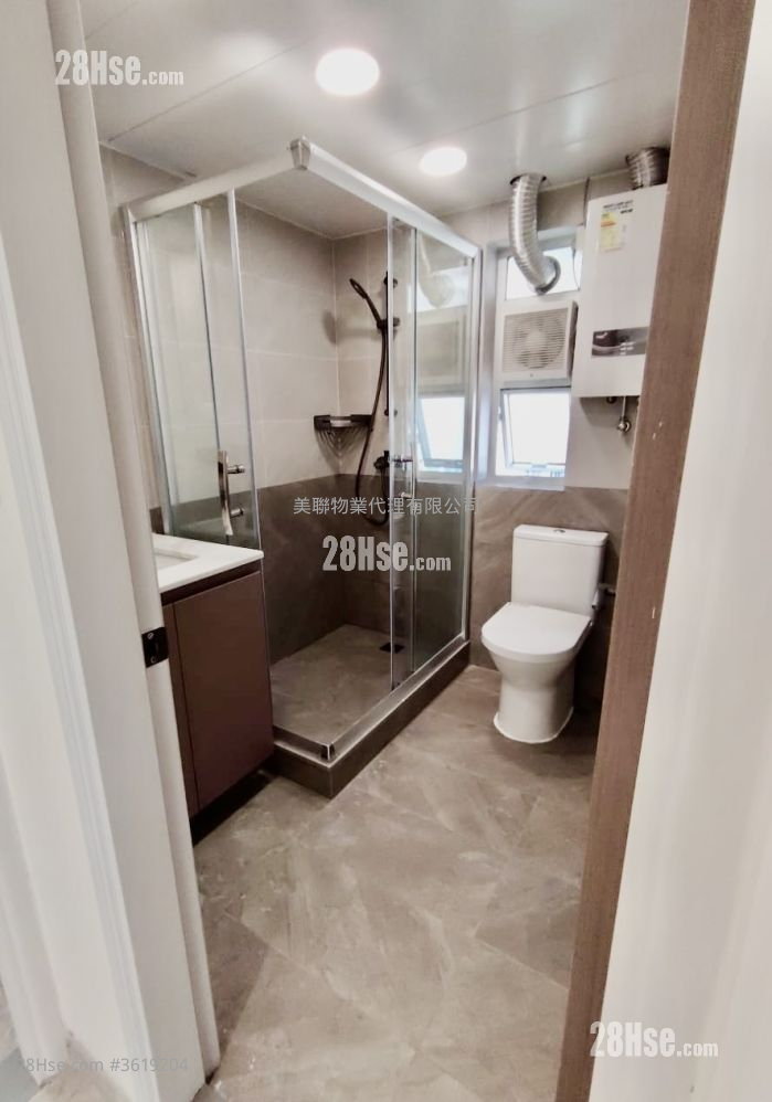 Spring Heights Rental 2 Bedrooms , 2 Bathrooms 762 ft² Spring Heights Rental 2 Bedrooms , 2 Bathrooms 762 ft²