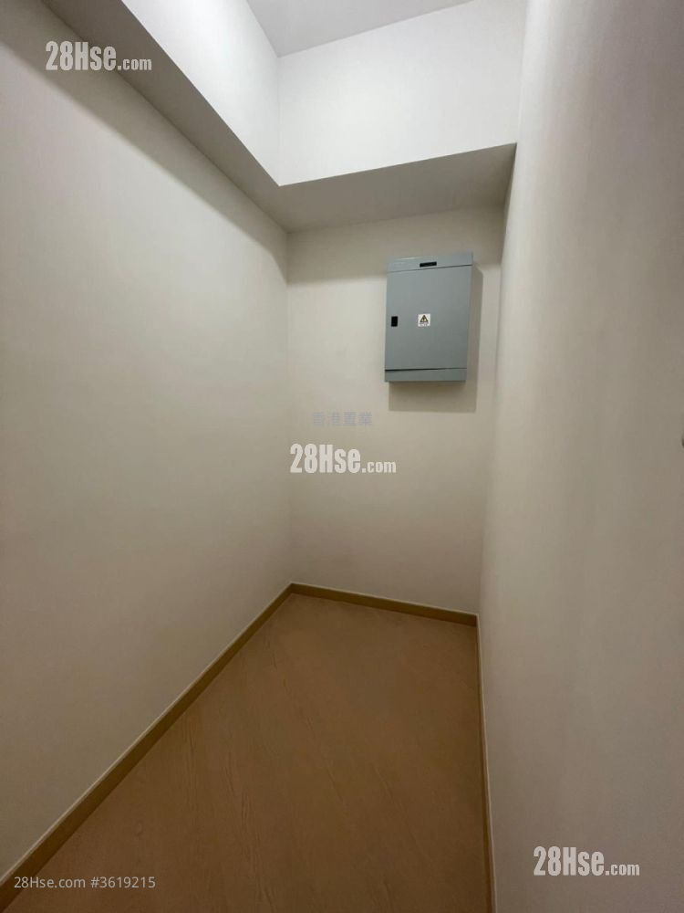 Lp10 Rental 3 Bedrooms , 2 Bathrooms 790 ft² Lp10 Rental 3 Bedrooms , 2 Bathrooms 790 ft²