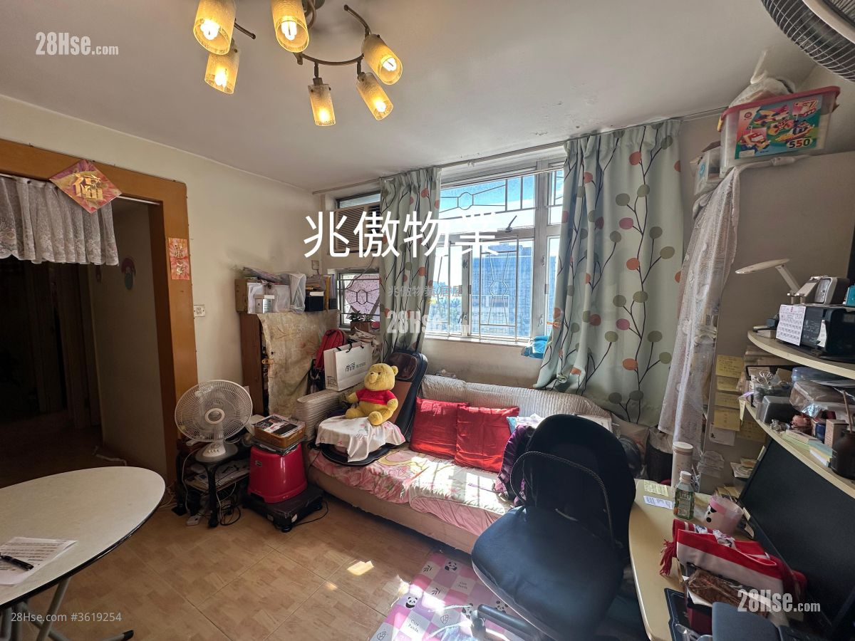 富榮花園 售盤 3 房 , 2 浴室 592 平方呎 富榮花園 售盤 3 房 , 2 浴室 592 平方呎
