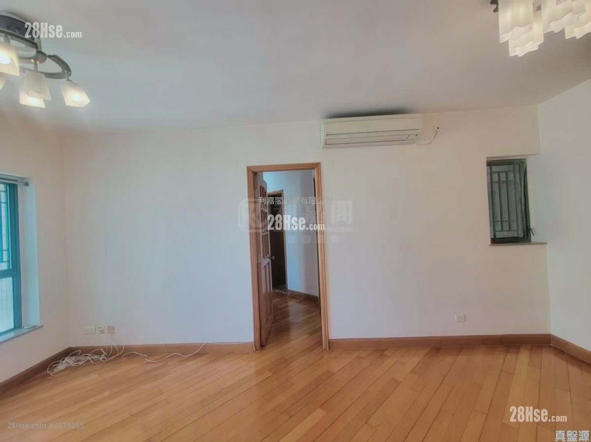 Park Avenue Rental 3 Bedrooms , 2 Bathrooms 777 ft² Park Avenue Rental 3 Bedrooms , 2 Bathrooms 777 ft²