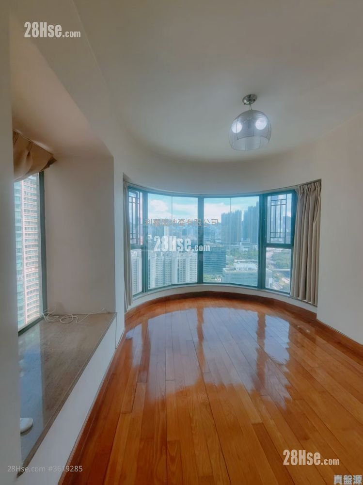 Park Avenue Rental 3 Bedrooms , 2 Bathrooms 777 ft² Park Avenue Rental 3 Bedrooms , 2 Bathrooms 777 ft²