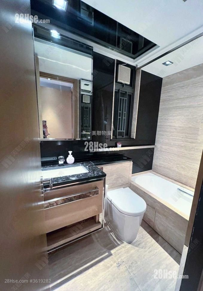 The Wings Rental 3 Bedrooms , 2 Bathrooms 648 ft² The Wings Rental 3 Bedrooms , 2 Bathrooms 648 ft²