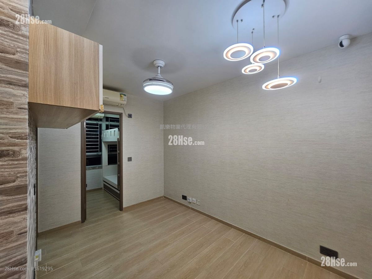 Choi Hing Court Sell 378 ft² Choi Hing Court Sell 378 ft²