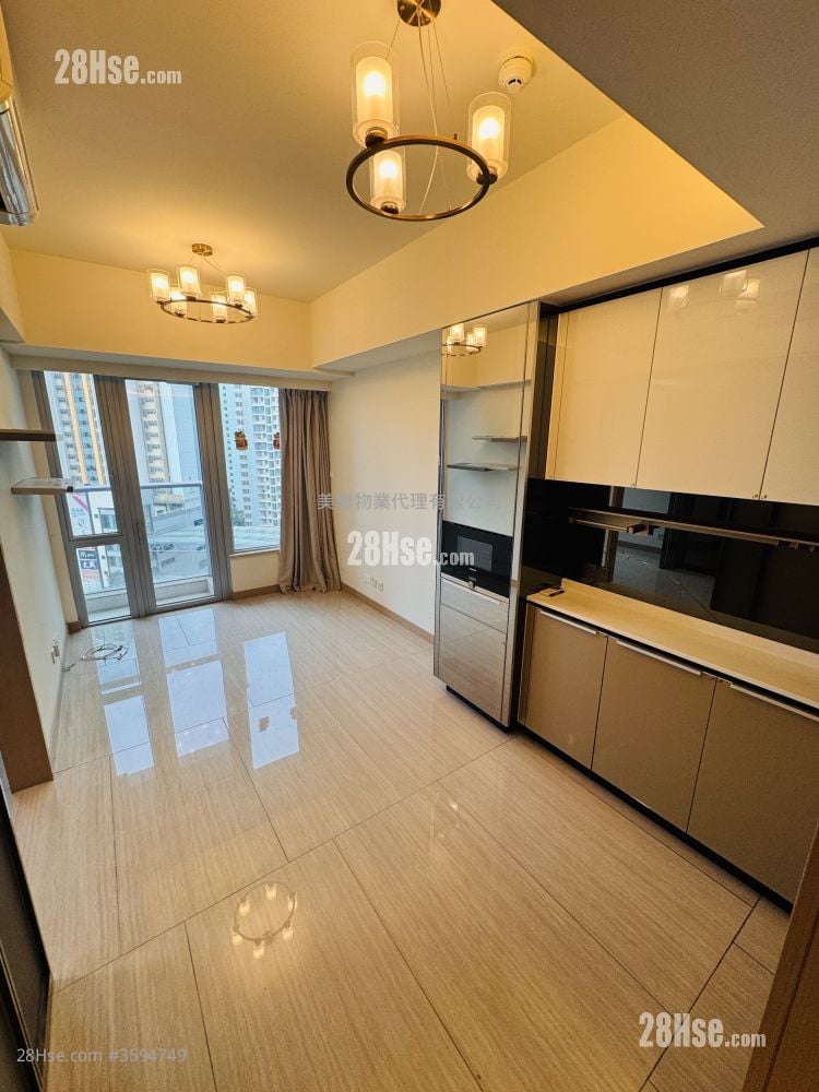 Cullinan West Rental 1 Bedroom , 1 Bathroom 352 ft²