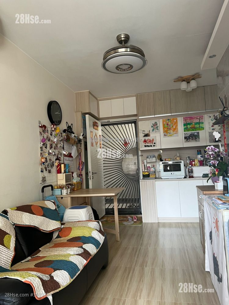 Choi Hing Court Sell 452 ft² Choi Hing Court Sell 452 ft²