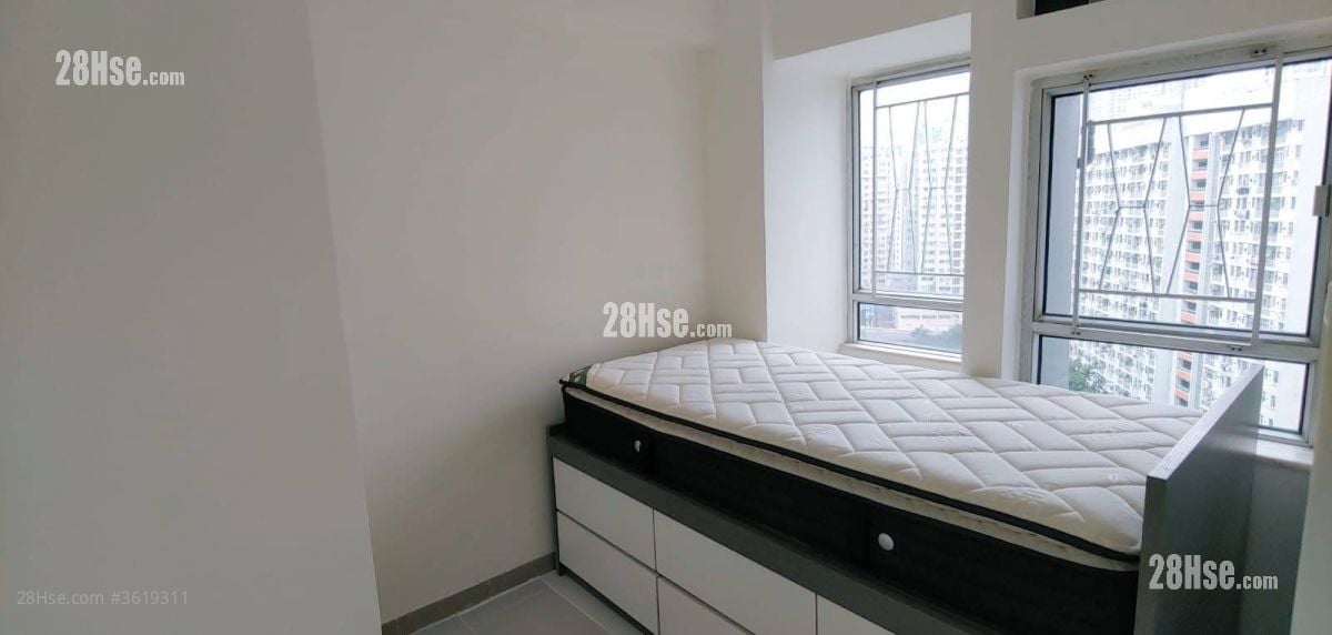 New Kwai Fong Gardens Sell 2 Bedrooms 400 ft² New Kwai Fong Gardens Sell 2 Bedrooms 400 ft²