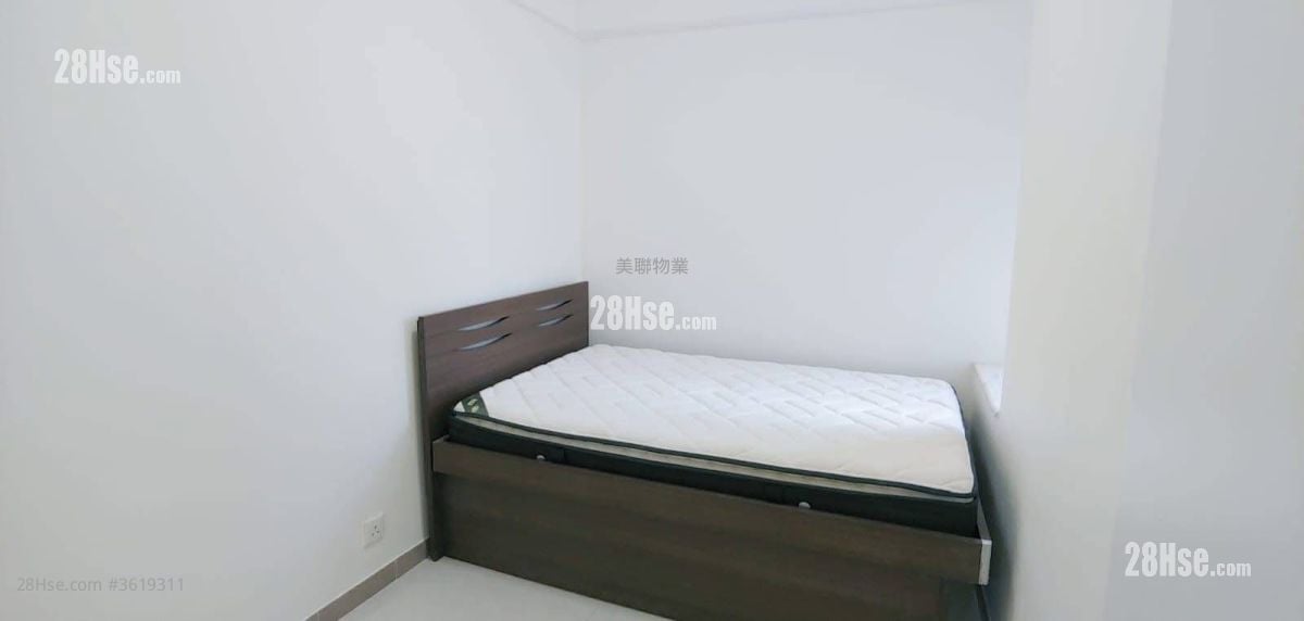 New Kwai Fong Gardens Sell 2 Bedrooms 400 ft² New Kwai Fong Gardens Sell 2 Bedrooms 400 ft²