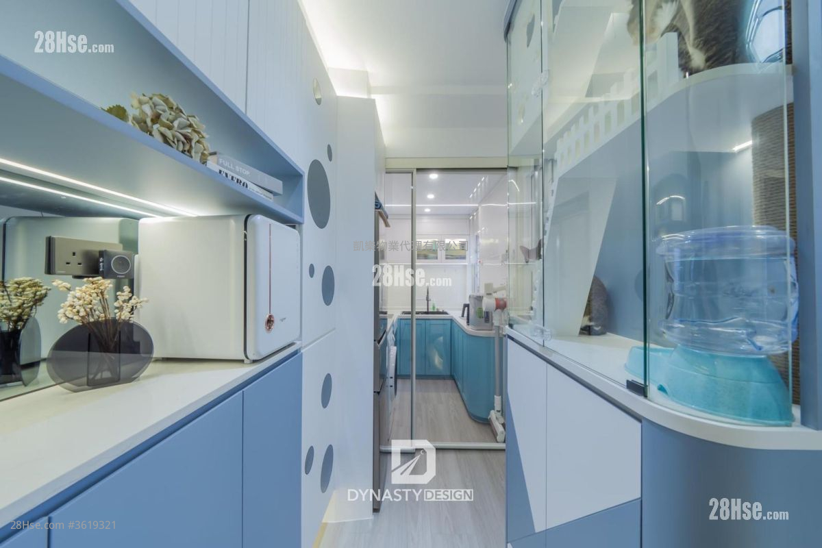 Choi Hing Court Sell 2 Bedrooms , 1 Bathroom 452 ft² Choi Hing Court Sell 2 Bedrooms , 1 Bathroom 452 ft²