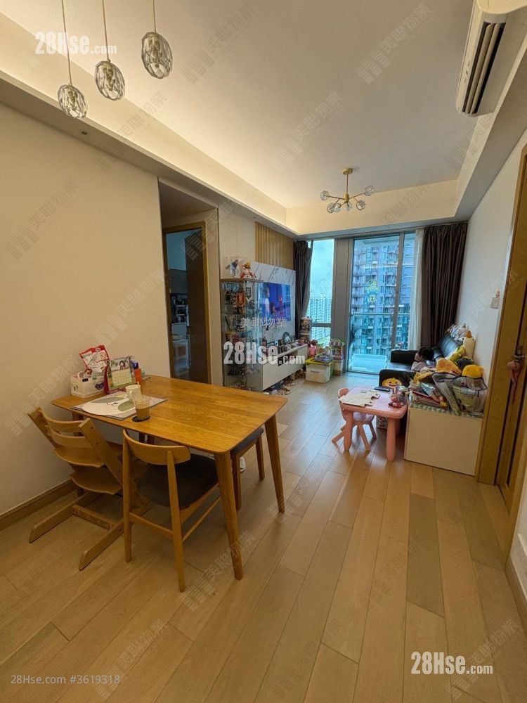 The Parkside Rental 2 Bedrooms , 1 Bathroom 521 ft² The Parkside Rental 2 Bedrooms , 1 Bathroom 521 ft²