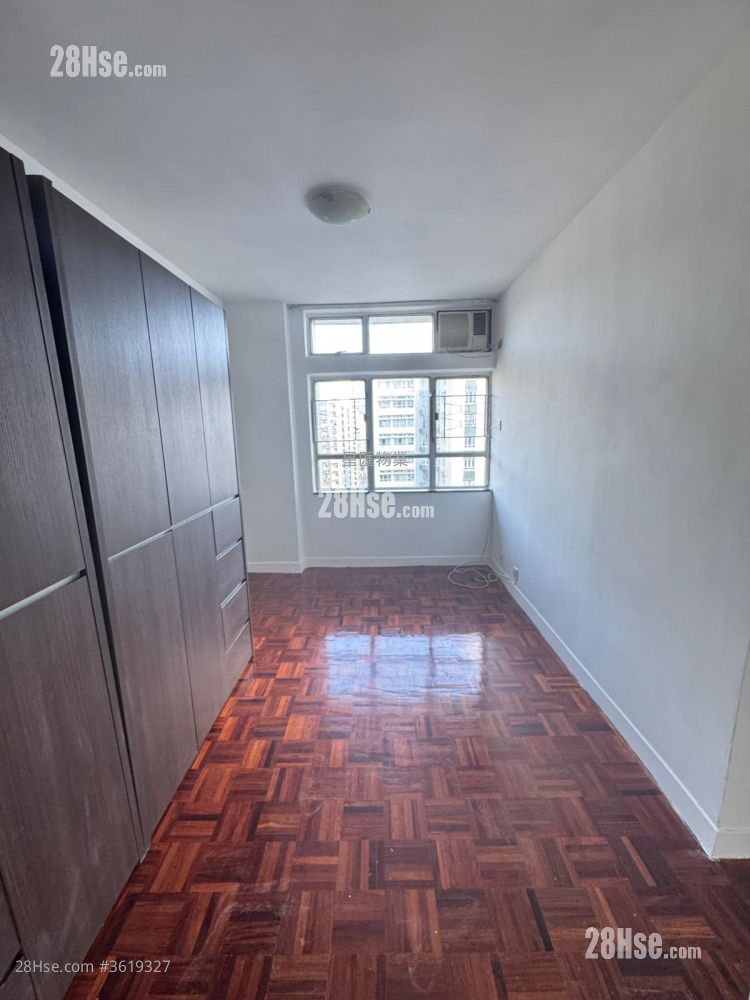 Whampoa Garden Rental 4 Bedrooms , 2 Bathrooms 755 ft² Whampoa Garden Rental 4 Bedrooms , 2 Bathrooms 755 ft²