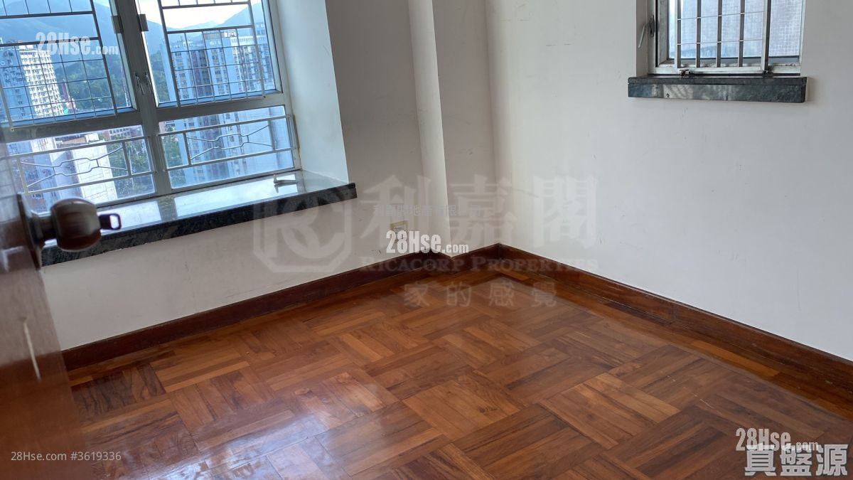 Sheung Shui Centre Sell 2 Bedrooms , 1 Bathroom 342 ft² Sheung Shui Centre Sell 2 Bedrooms , 1 Bathroom 342 ft²