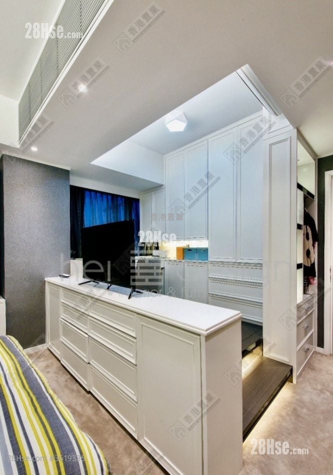 Grand Austin Sell 3 Bedrooms , 3 Bathrooms 943 ft² Grand Austin Sell 3 Bedrooms , 3 Bathrooms 943 ft²
